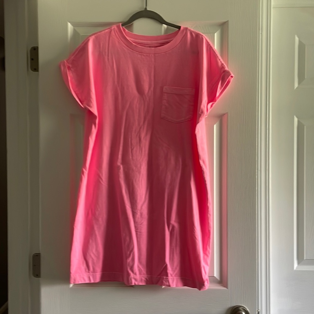 Gap t-shirt dress. Comfy!